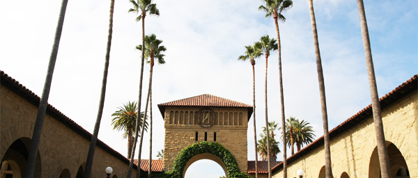 Entrada al Campus de Stanford